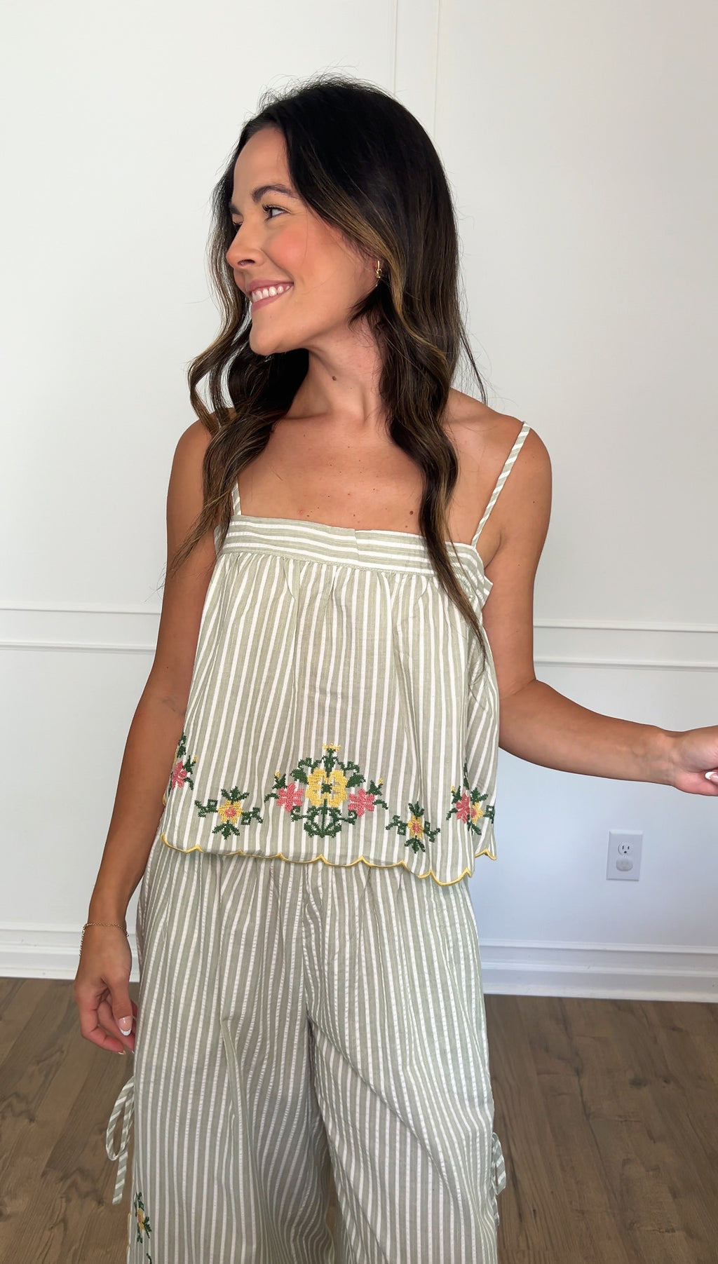 Dakota Floral Embroidered Top - Sage